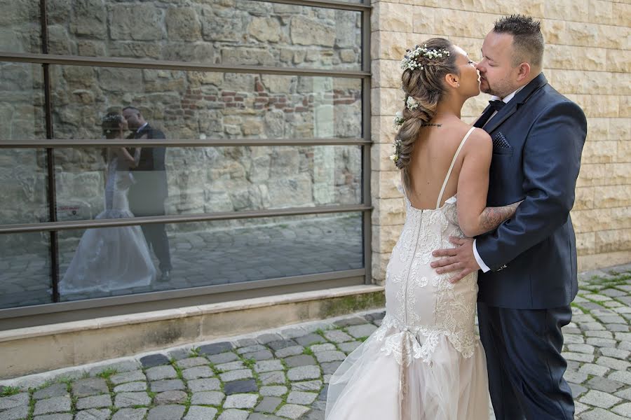 Fotógrafo de casamento Richard Toth (richardtoth). Foto de 3 de julho 2018