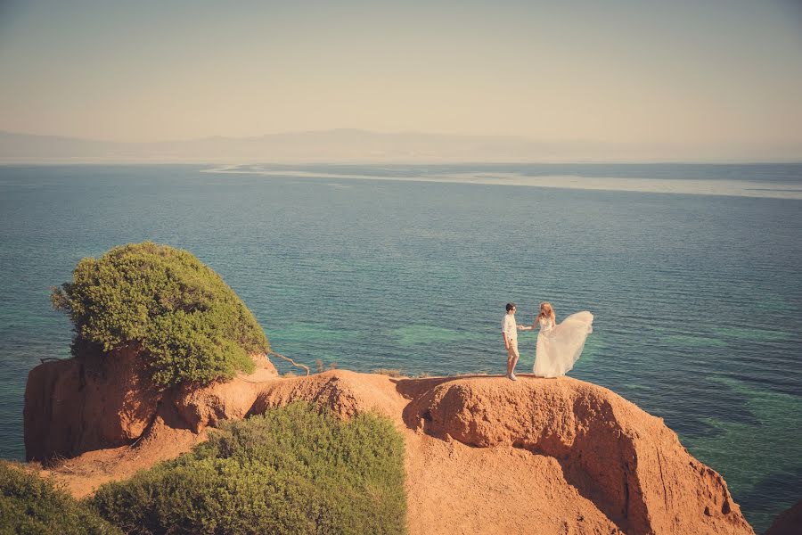 Wedding photographer Stanislav Stratiev (stratiev). Photo of 18 April 2019