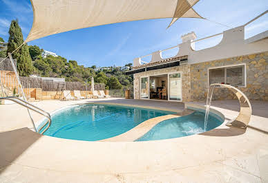 House with pool and terrace 1