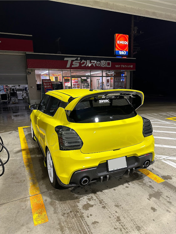 スイフトスポーツのSWK WRウイング・ドライブ・zc33s スイフトスポーツに関するカスタム事例の投稿画像1枚目