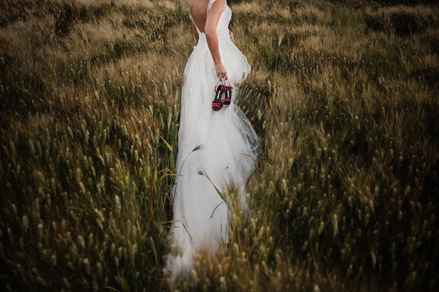 Fotografo di matrimoni Paco Sánchez (bynfotografos). Foto del 19 settembre 2018