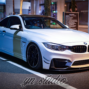 M4 クーペ F82