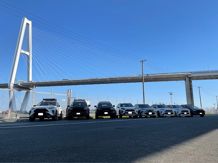 RAV4のオフロードパッケージ・早起きは三文の徳・最高の１日・カスタムの沼へようこそ・カメラも欲しいに関するカスタム事例の投稿画像5枚目