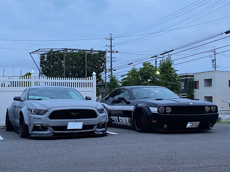チャレンジャーのLB★WORKS・LB★ PERFORMANCE・プチツーリング・ハンバーガー・仲良しLBに関するカスタム事例の投稿画像1枚目