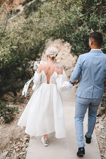 Wedding photographer Alya Malinovarenevaya (alyaalloha). Photo of 6 December 2019