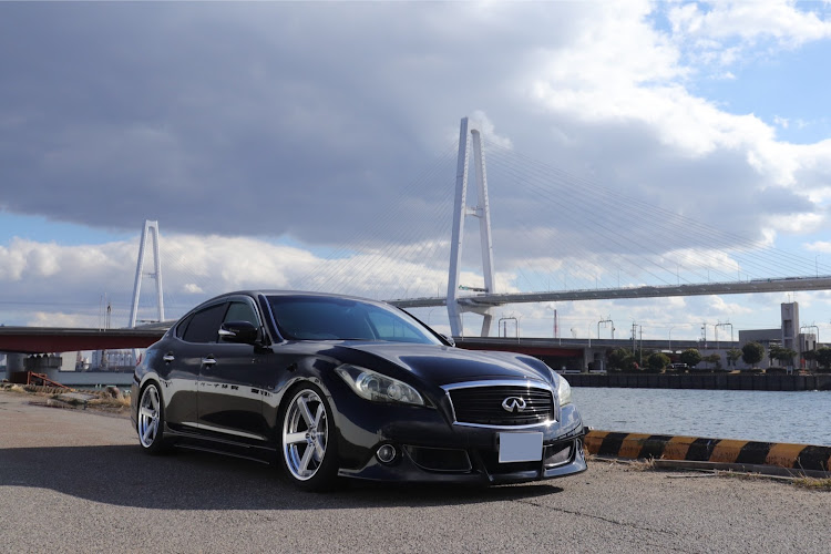 フーガの#セダン・#フーガ・#日産に関するカスタム事例の投稿画像1枚目