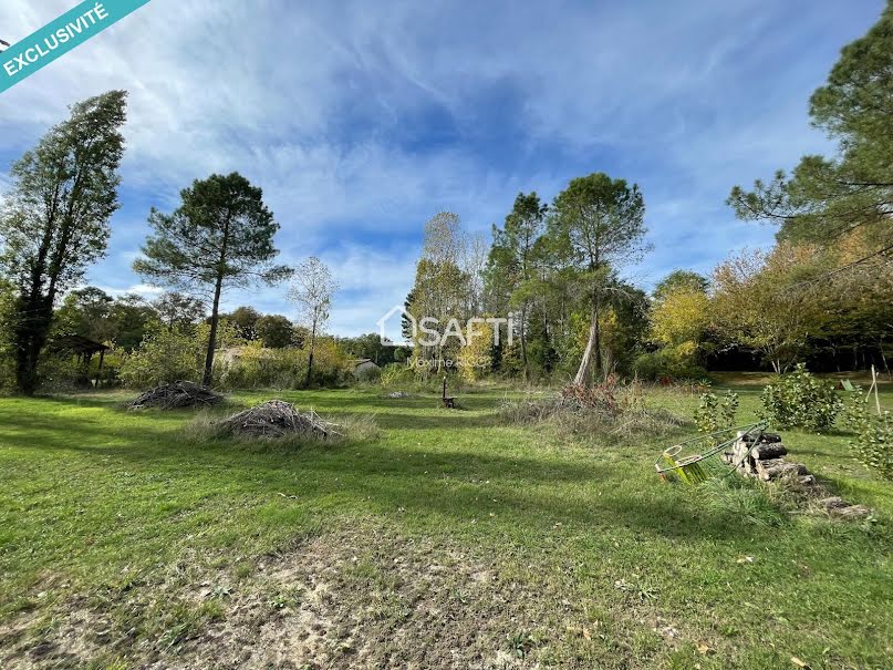 Vente terrain  3473 m² à Casteljaloux (47700), 87 200 €