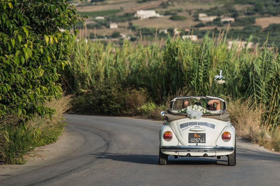 結婚式の写真家Antonio Polizzi (polizzi)。2016 9月5日の写真