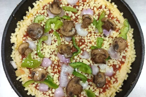 Fresh Mushroom Pizza