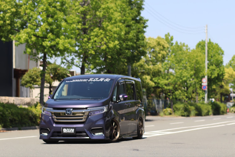 うにきちさんが投稿したステップワゴンスパーダRP3・ステップワゴンスパーダ・IDEAL TRUEVA・ワークホイール・友達のクルマに関するカスタム事例の投稿画像7枚目