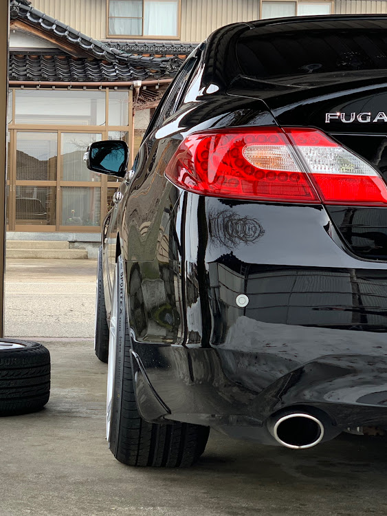 フーガの車高調整・vossen・DIYに関するカスタム事例の投稿画像4枚目