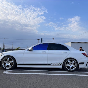 Cクラス セダン W205