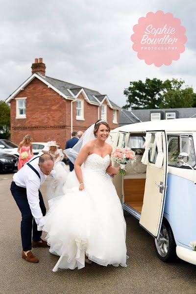 Wedding photographer Sophie Bowdler (sophiebowdlerph). Photo of 2 July 2019