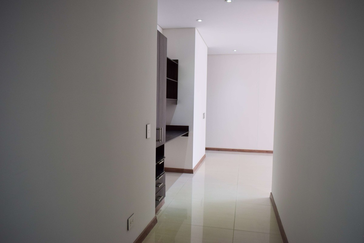 Apartamento En Venta - Santa Barbara, Bogota