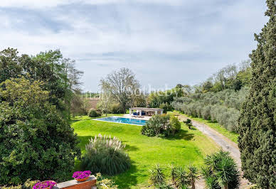 Villa avec piscine et jardin 2