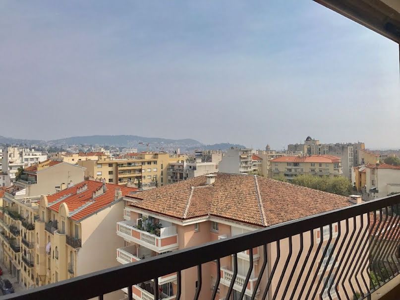 Location  appartement 3 pièces 71 m² à Nice (06000), 1 270 €