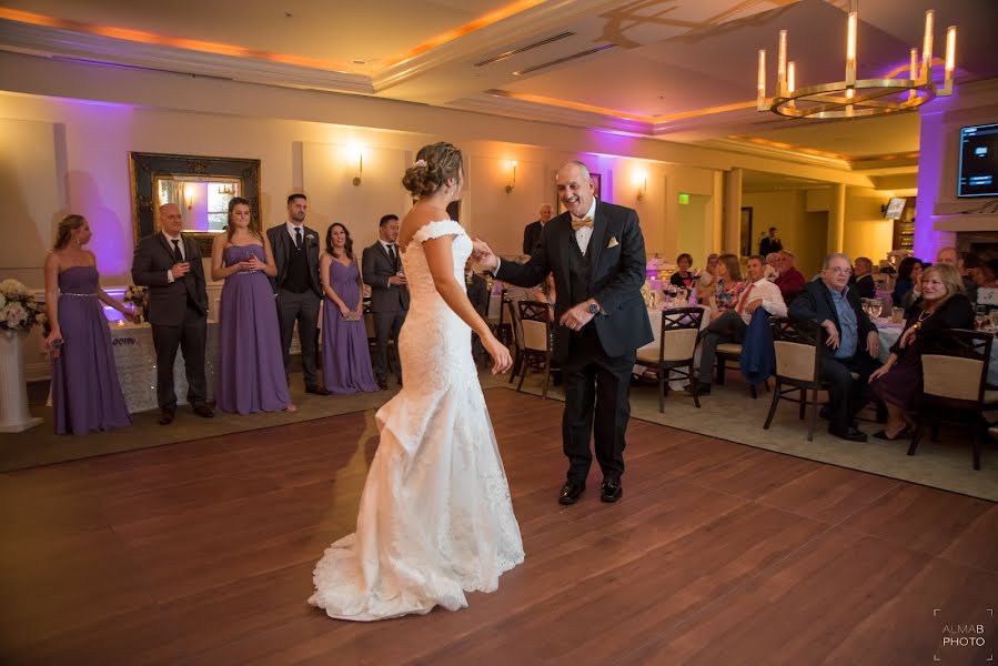 Fotógrafo de casamento Alma Bruffy (almabruffy). Foto de 7 de março 2022