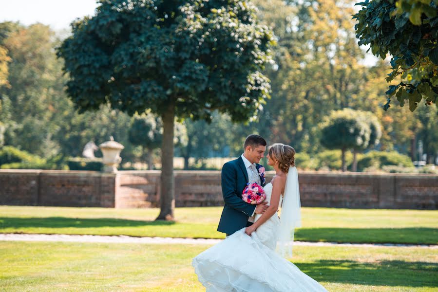 Fotógrafo de bodas Alex Foot (alexfoot). Foto del 6 de abril 2019