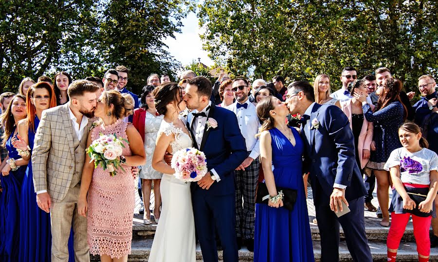 Fotografo di matrimoni Magdalena Gheonea (magdagheonea). Foto del 3 ottobre 2022