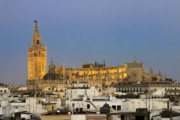 Siviglia, l'ora blu di si