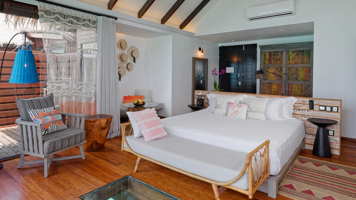 Pool-Water-Villa---Bedroom.jpg