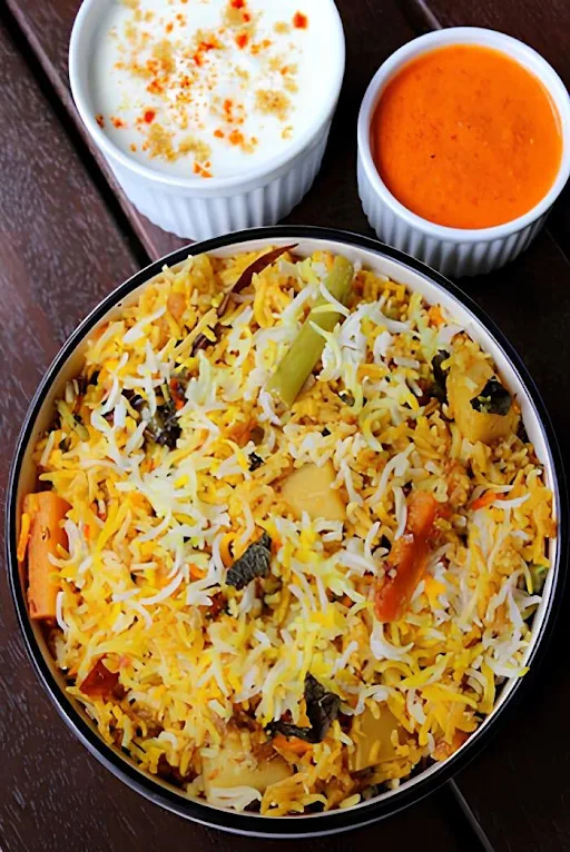 Mumbai Style Veg Biryani