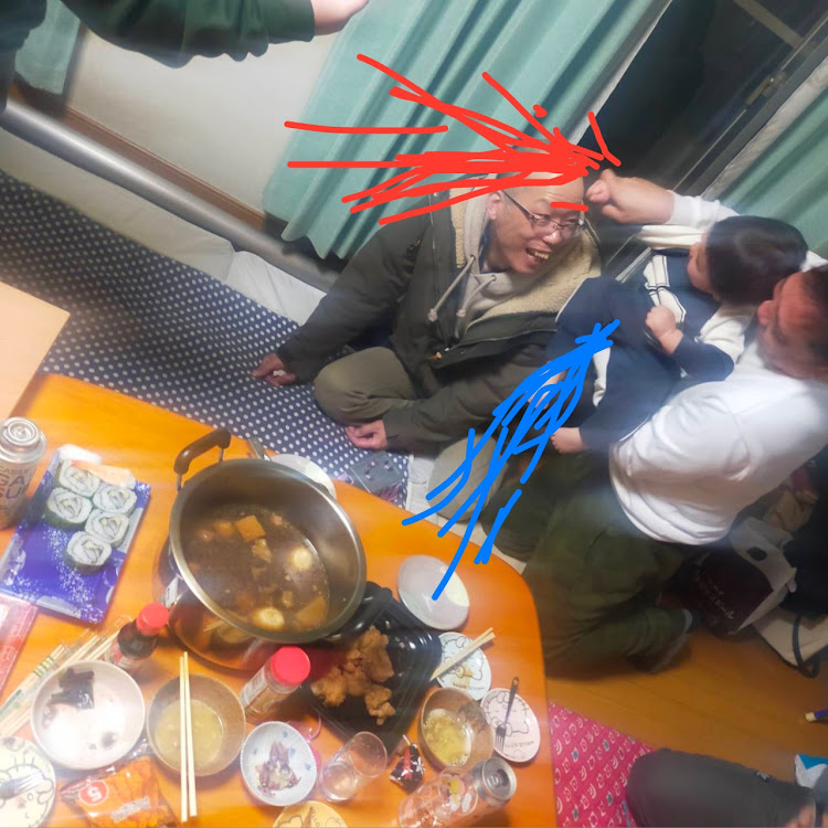 ハイエースの修学旅行後編・心許せる仲間達・反省会と言う名の宴🍻・九州コーマンズ・ちゅうか万博会場何処やねん❗️❗️に関するカスタム事例の投稿画像5枚目