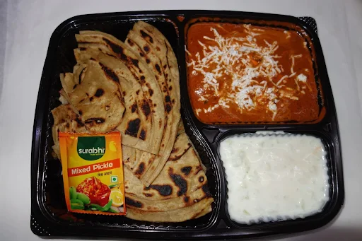 2 Lachha Paratha With Veg Lababdar Combo