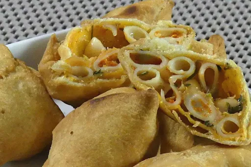 Pasta Samosa [4 Pieces]