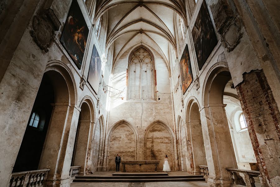 Jurufoto perkahwinan Łukasz Holisz (holiszfotografia). Foto pada 18 Februari 2023