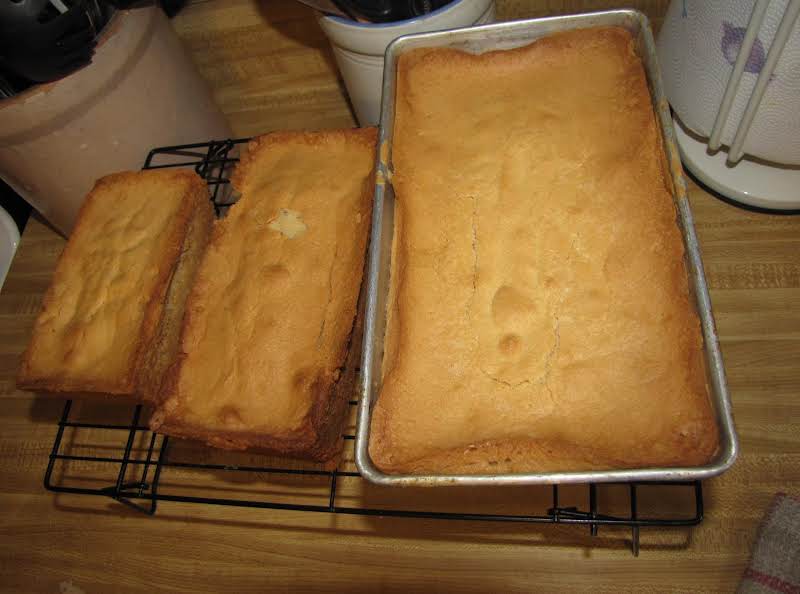 3 Delicious Peanut Butter Loaf Cakes!