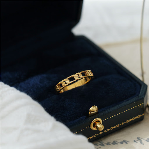 Title 7, Retro French Hollow Flat Chain Winding Titanium...