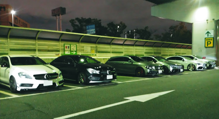 CLAシューティングブレークのCLA45・オフ会・それぞれのカーライフ・観光スポットに関するカスタム事例の投稿画像1枚目