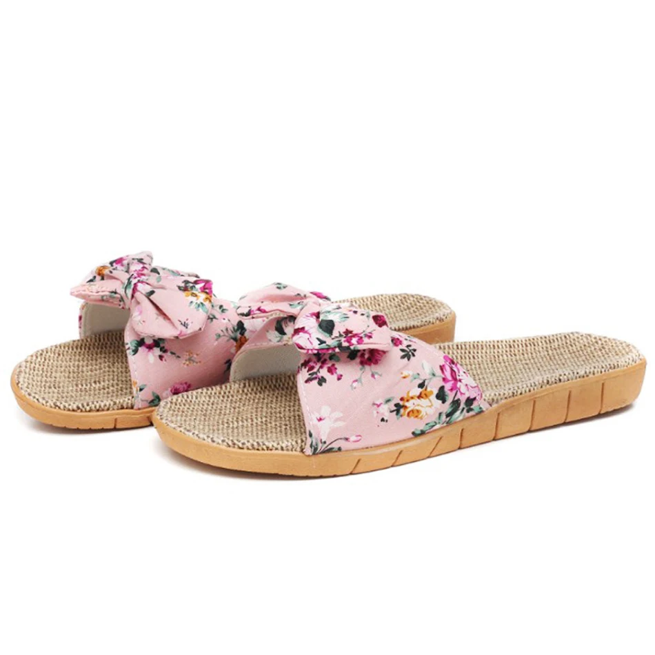 Bow linen slippers for women Experience luxurious comfort at home. These breathable, lightweight slippers offer style an