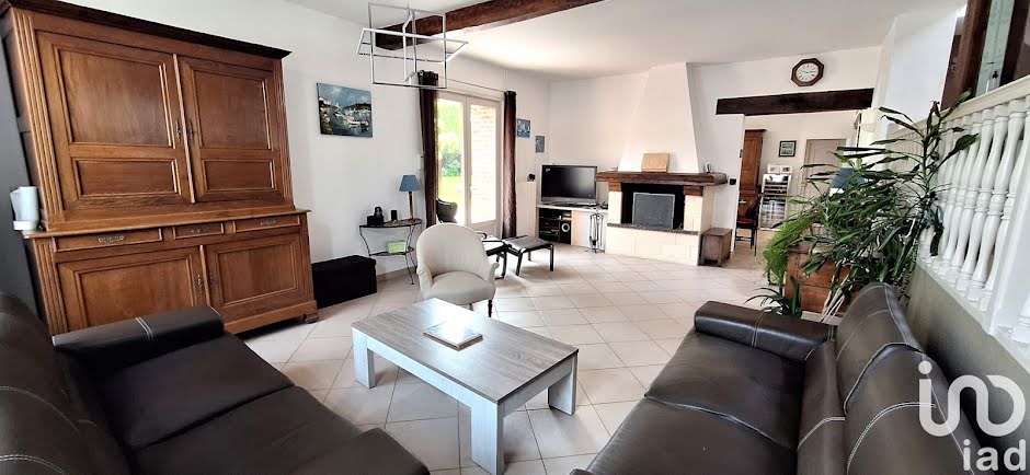 Vente ferme 5 pièces 179 m² à Orchies (59310), 395 000 €