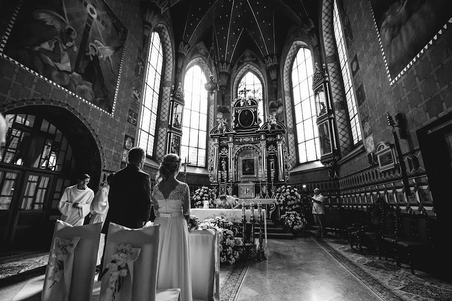 Fotografo di matrimoni Magdalena Czerkies (magdalenaczerki). Foto del 3 agosto 2016