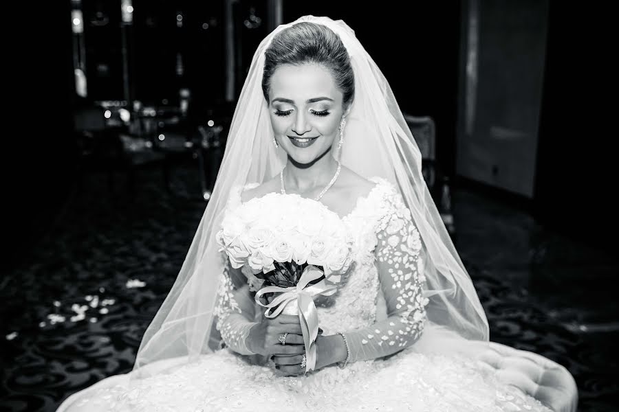 Wedding photographer Stephanie Tenidis (topenginestudiod). Photo of 8 October 2019