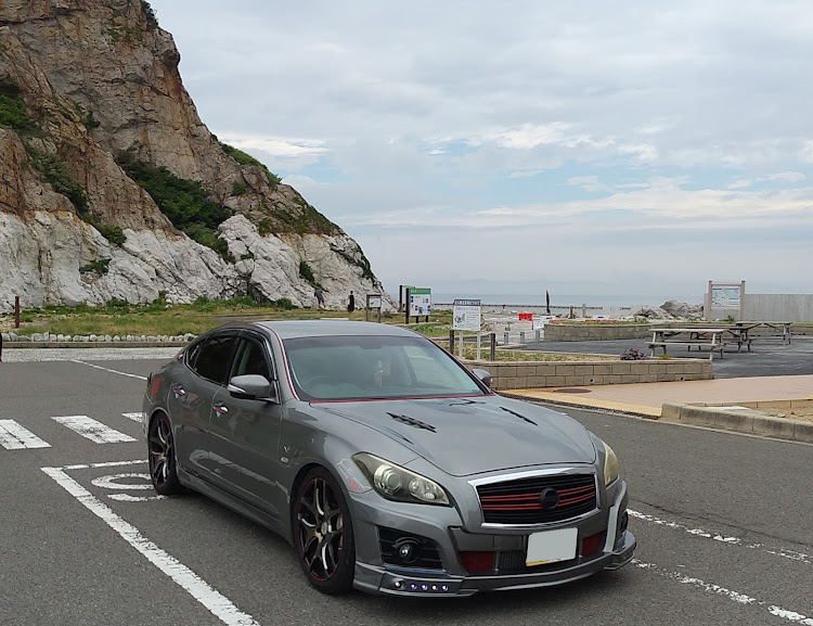 フーガの白崎海洋公園・石灰岩に囲まれた駐車場・医療従事者の負担を減らそう・和歌山県日高郡由良町に関するカスタム事例の投稿画像9枚目