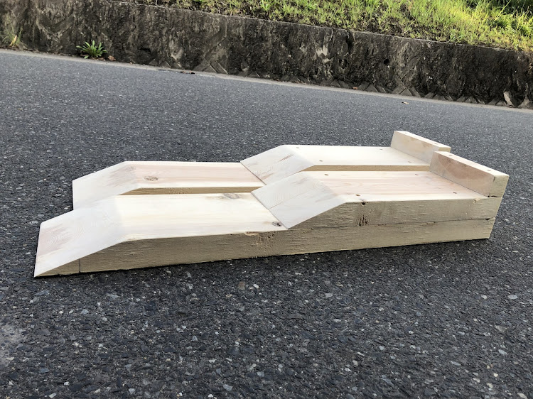 マークXのDIY・エンジンカバー塗装・カースロープに関するカスタム事例の投稿画像2枚目