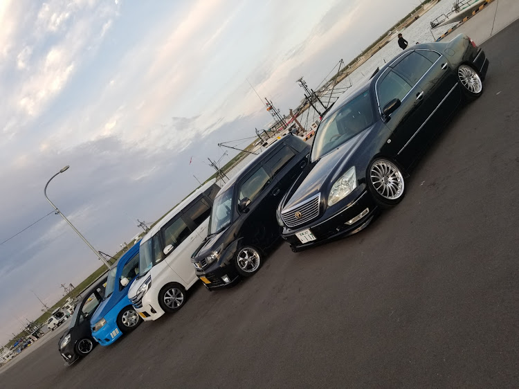 ステップワゴンのオフ会・撮影会・ミーティング・カーチューン・ステップワゴンに関するカスタム事例の投稿画像1枚目