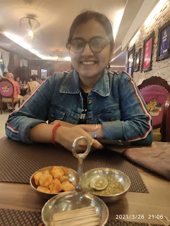 Shubhi Srivastava at The Patiala Kitchen, Senior Mall,  photos