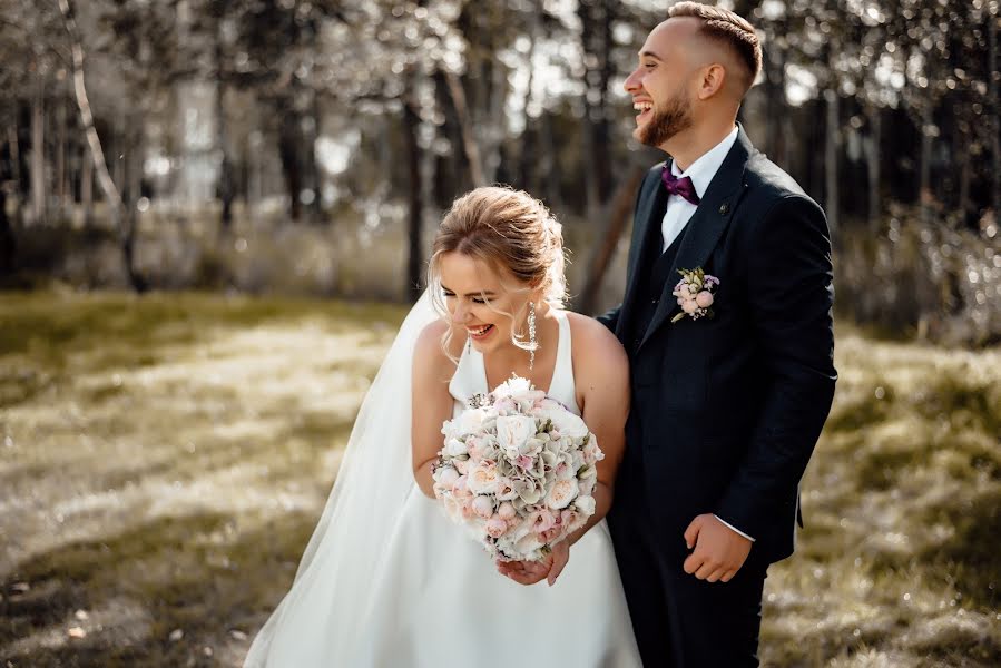 Wedding photographer Aleksandr Apanasovich (alexapanasovich). Photo of 25 September 2019