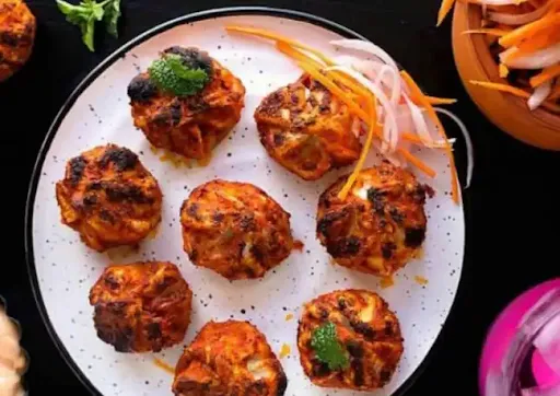 Paneer Tandoori Momos