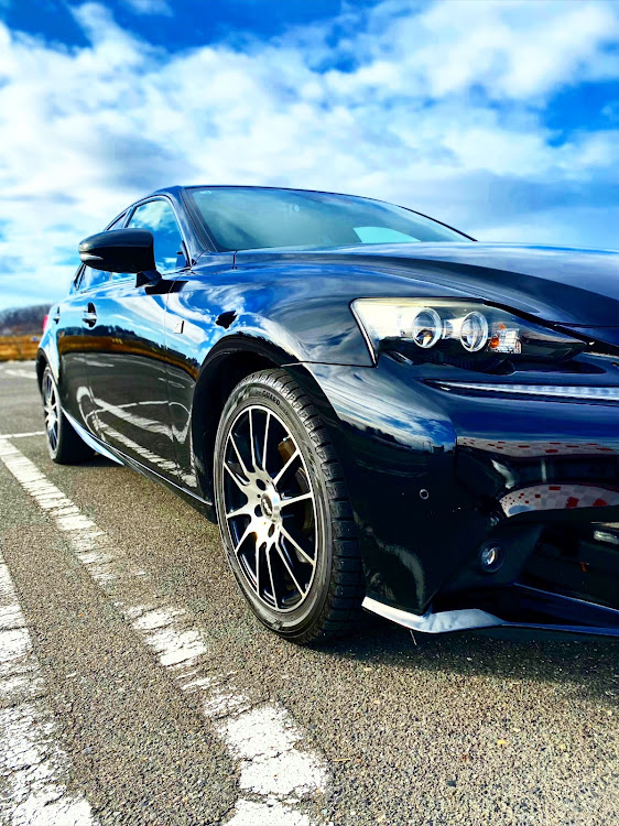 ISの謹賀新年2025・今年もよろしくお願いします・洗車・ドライブ・あけましておめでとうございますに関するカスタム事例の投稿画像1枚目