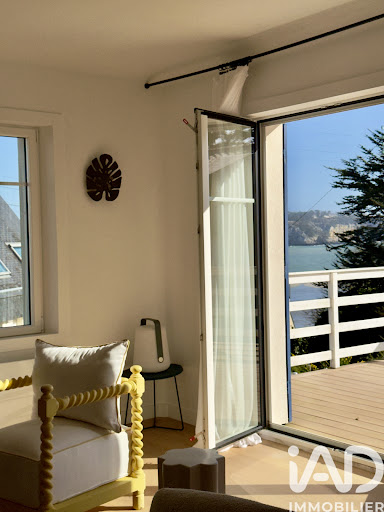 Maison avec terrasse 1