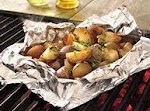 Seasoned Sage Grilled Potato Packs was pinched from <a href="http://www.bettycrocker.com/recipes/seasoned-sage-grilled-potato-packs/e6c4ee87-ece7-4d97-837f-d4230f10428c" target="_blank">www.bettycrocker.com.</a>