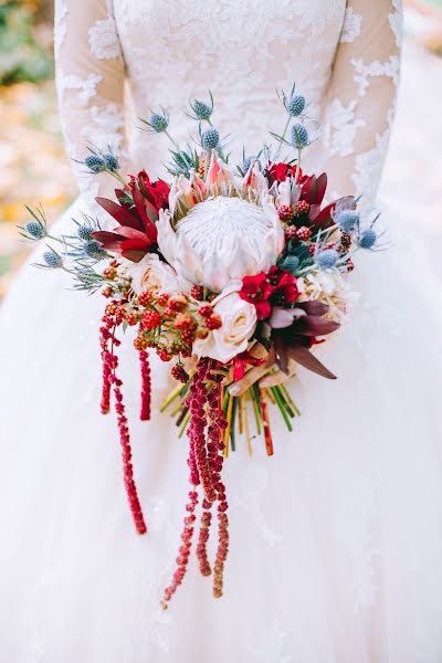 Fotógrafo de casamento Nina Zverkova (ninazverkova). Foto de 8 de dezembro 2017