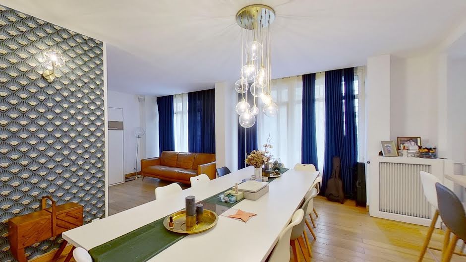 Location  appartement 4 pièces 92 m² à Paris 15ème (75015), 3 200 €