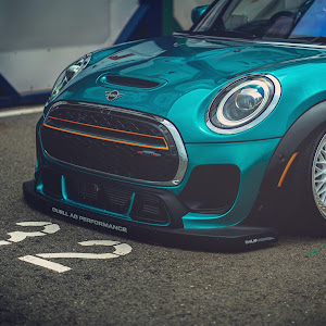 ミニ コンバーチブル JCW