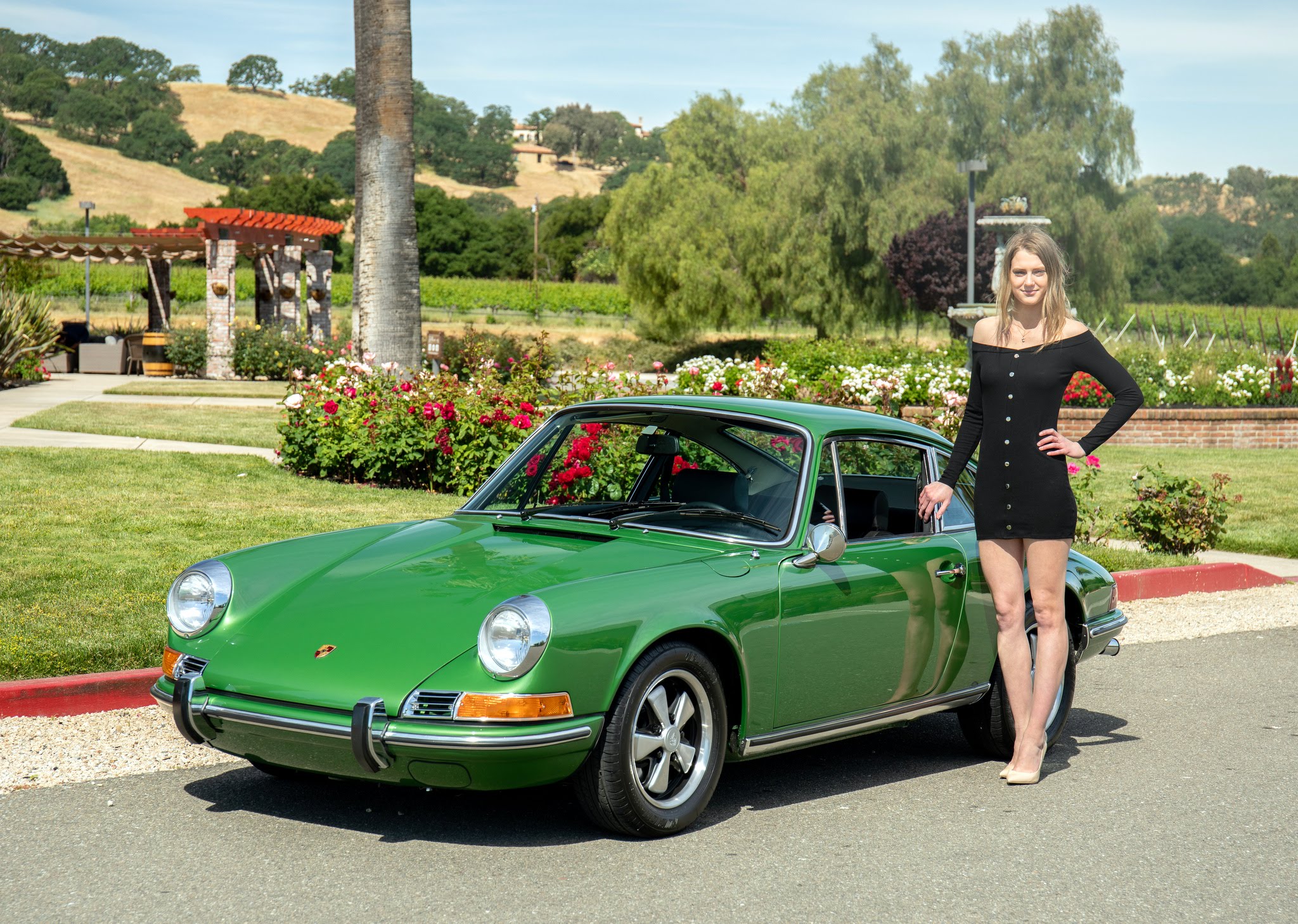 1971 Porsche 911T Coupe Metallic Green - price, value, cost